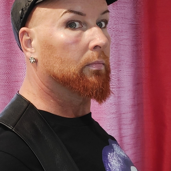 Meet your Posher, Tim - Picture 3 of 5